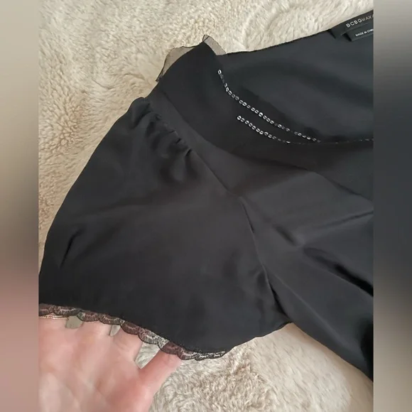 BCBGMaxAzria Black Sleeveless V-Neck dress. Sequin detail - Picture 7 of 8